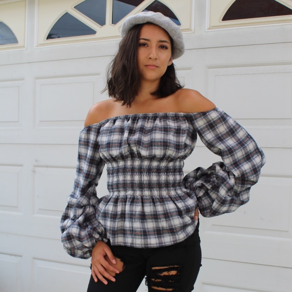 🚨//The Ginger// plaid puff sleeve Blouse - Picture 5 of 8
